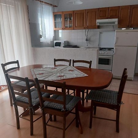 Apartman Nardi Vir Εξωτερικό φωτογραφία