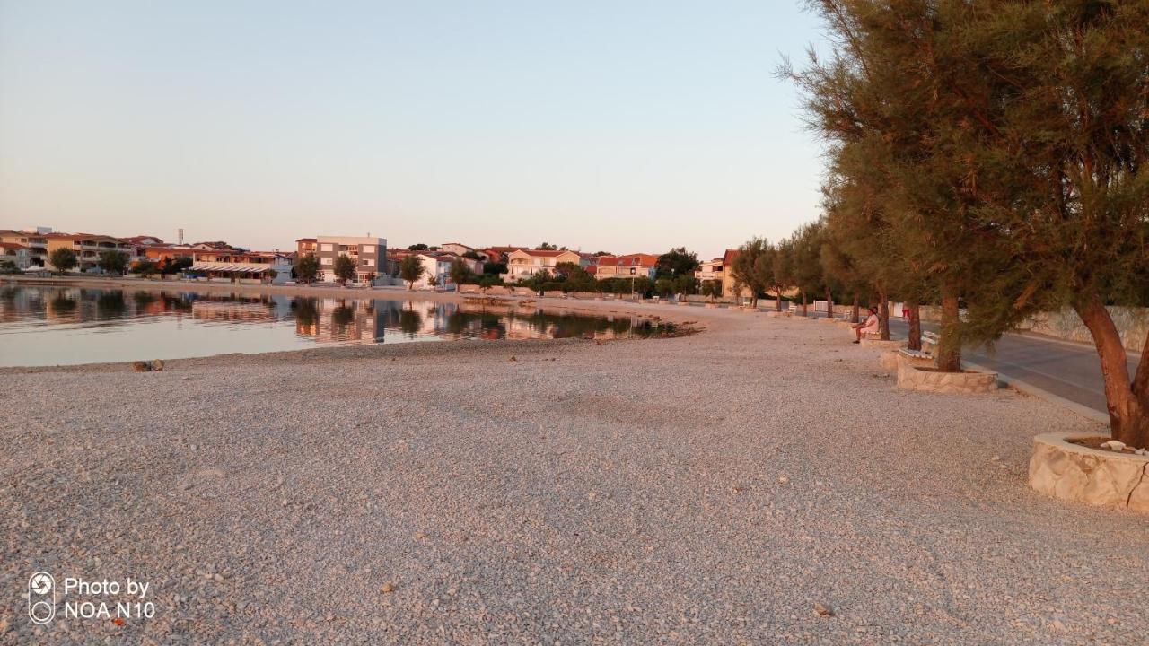 Apartman Nardi Vir Εξωτερικό φωτογραφία
