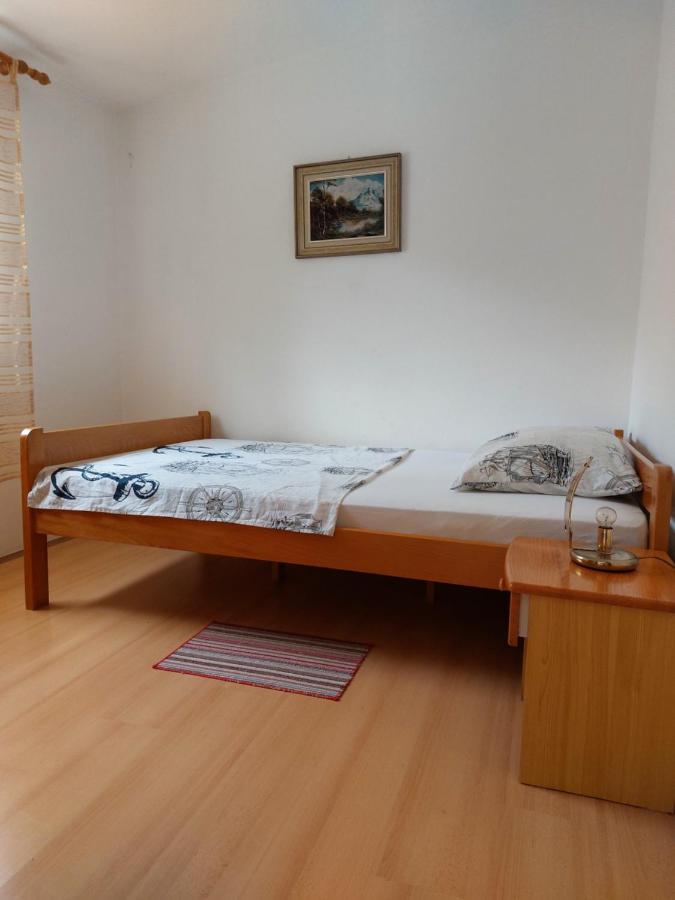 Apartman Nardi Vir Εξωτερικό φωτογραφία