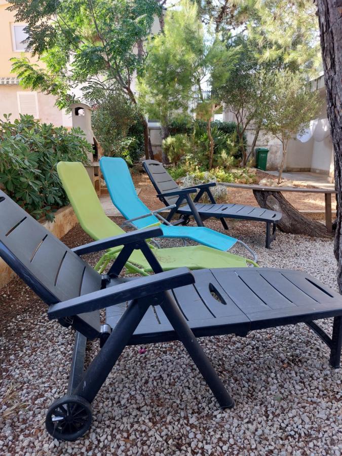 Apartman Nardi Vir Εξωτερικό φωτογραφία