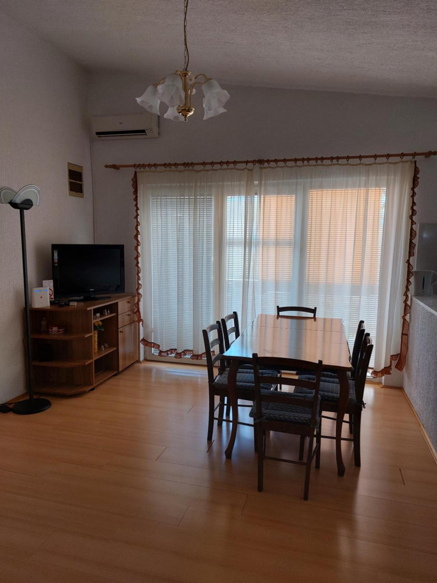 Apartman Nardi Vir Εξωτερικό φωτογραφία